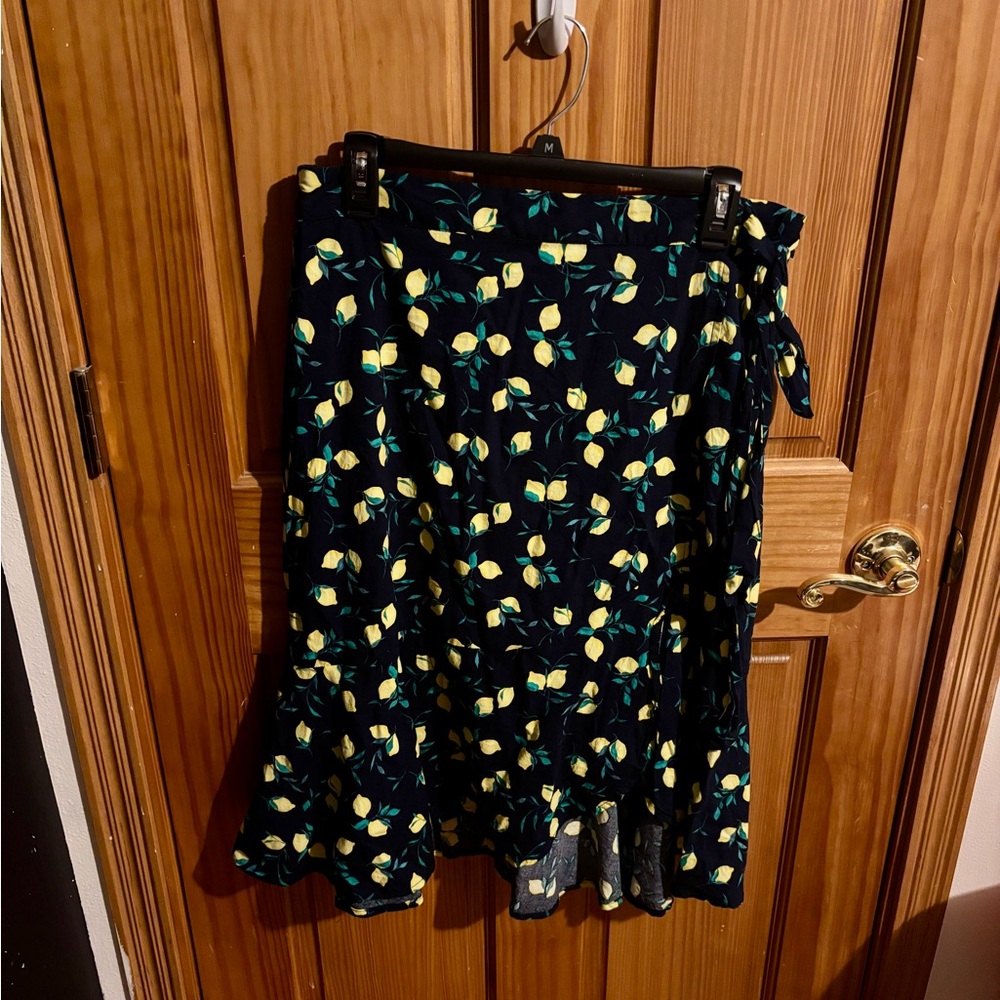 Banana Republic Lemon Novelty Print Ruffle Midi Skirt sz 10P